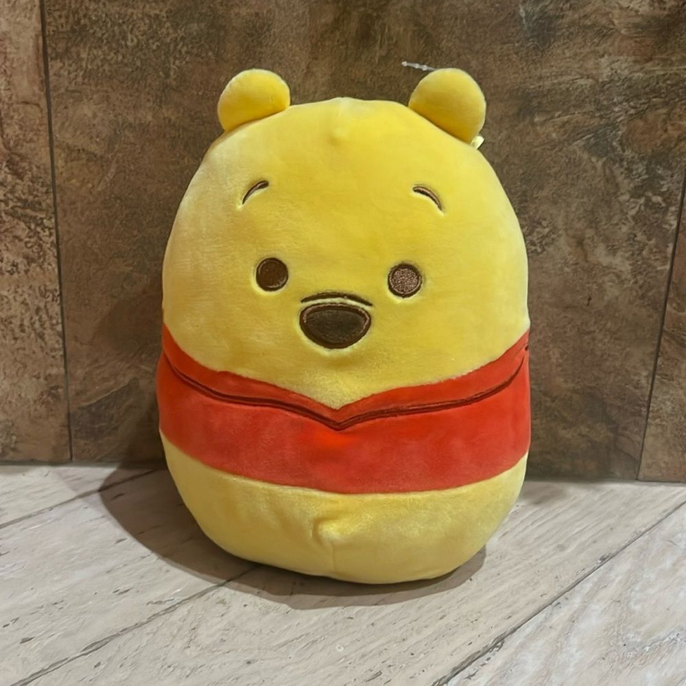 Squishmallow Disney Winnie the POOH 8" Bear Kellytoy Soft Plush